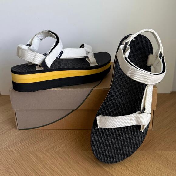 Teva Platform Black/Yellow Women Strap Sandals - SZ 10 - Picture 8 of 10